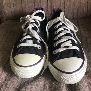 Converse All Star Men’s size 5 Women’s size 7